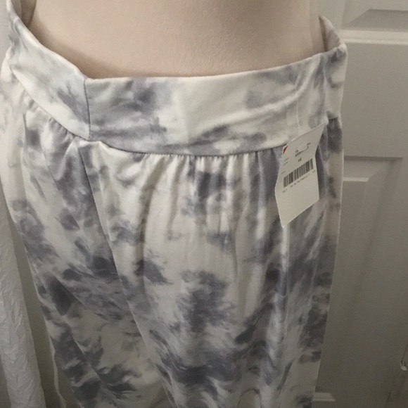 Women's Tie-Dye Pajama Set NWT - Picture 15 of 16